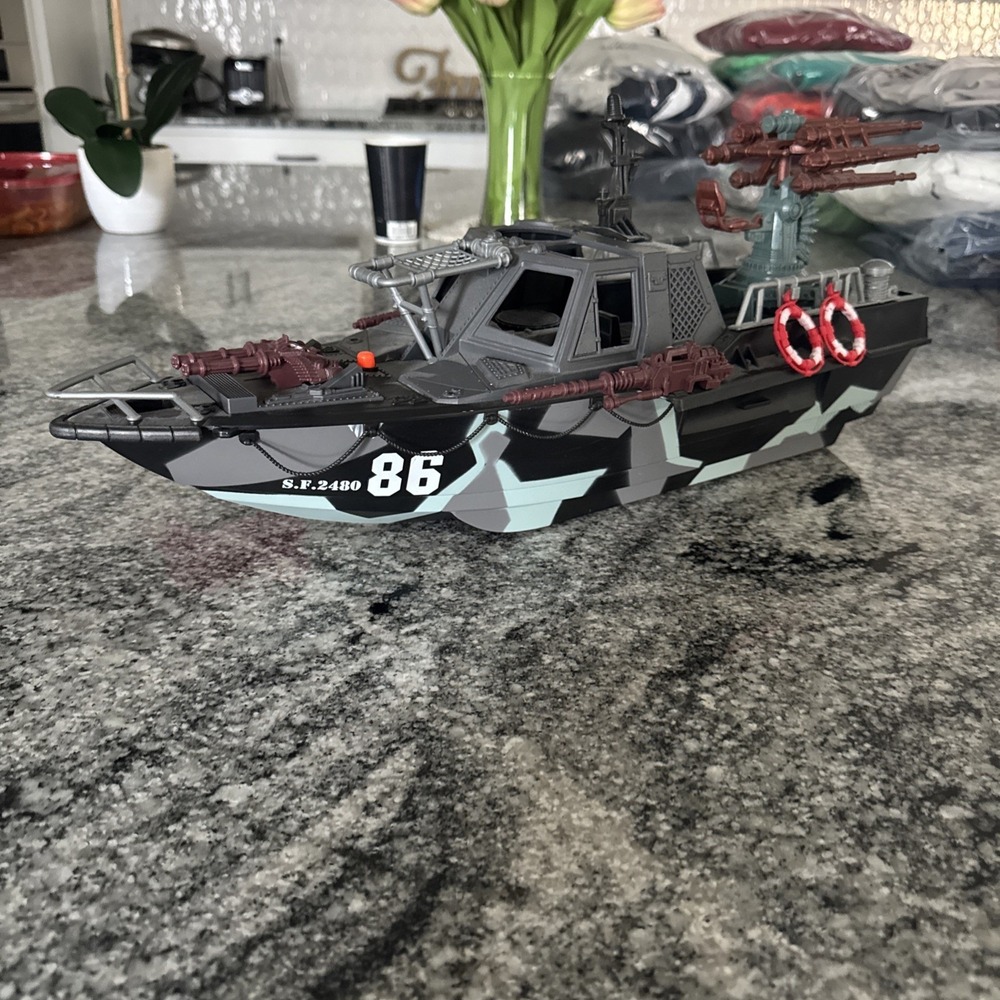 Chap Mei SF 2480 River Patrol Toy Boat 21" Military Vehicle Action Figure Toy